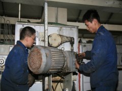 華紡:春節(jié)長假為設備“體檢”