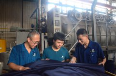 特整丙班氣流機(jī)組：三人七個(gè)機(jī)臺，班產(chǎn)三萬五